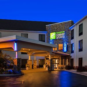 Holiday Inn Express Great Barrington By Ihg